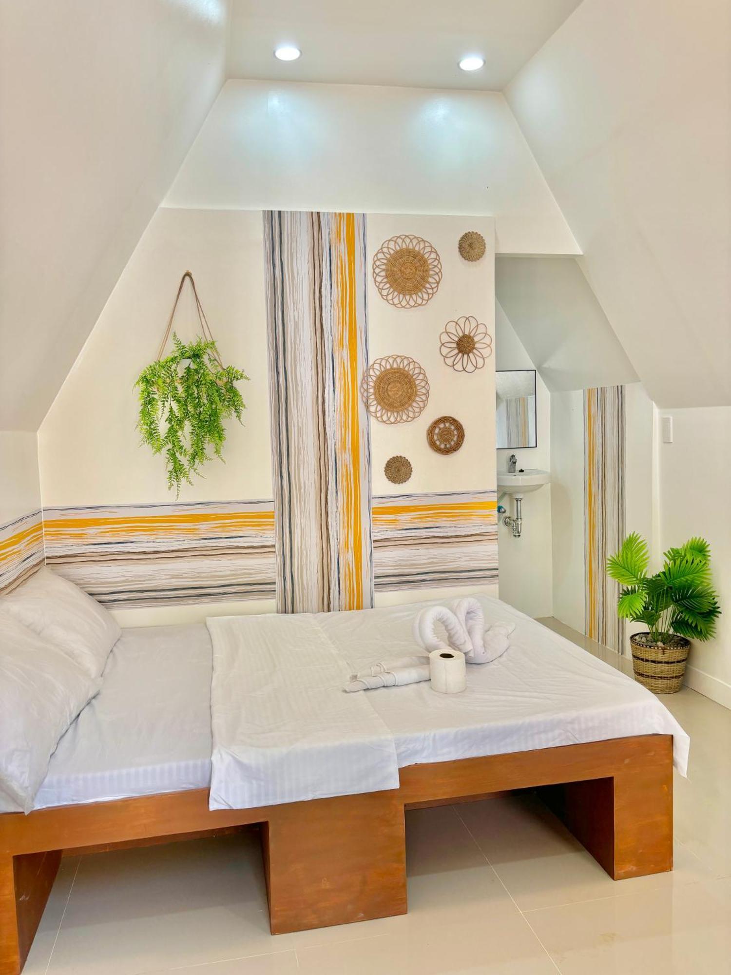 Villa Lovi Panagsama Beach Moalboal Exteriör bild