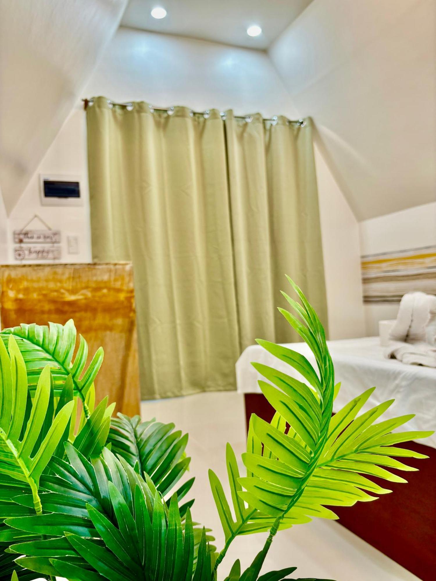Villa Lovi Panagsama Beach Moalboal Exteriör bild